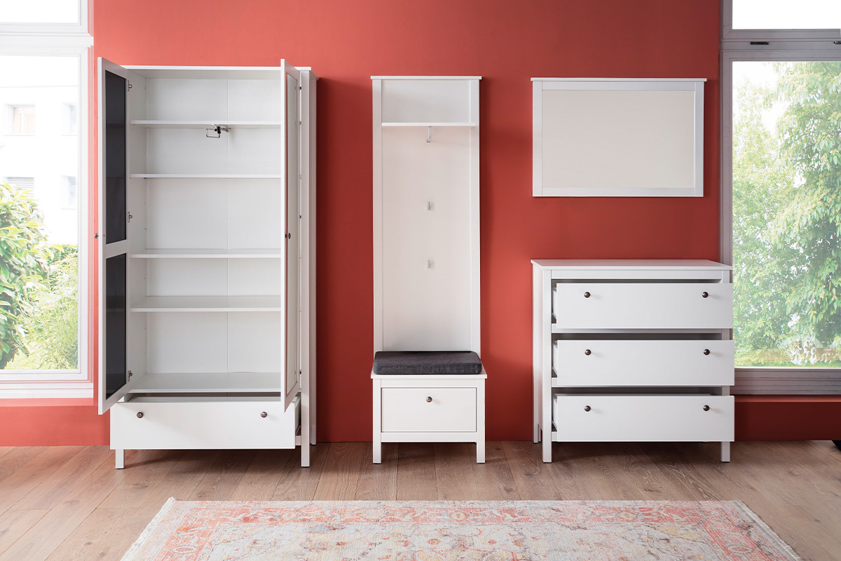 Ole Garderoba Komoda z 3 szufladami